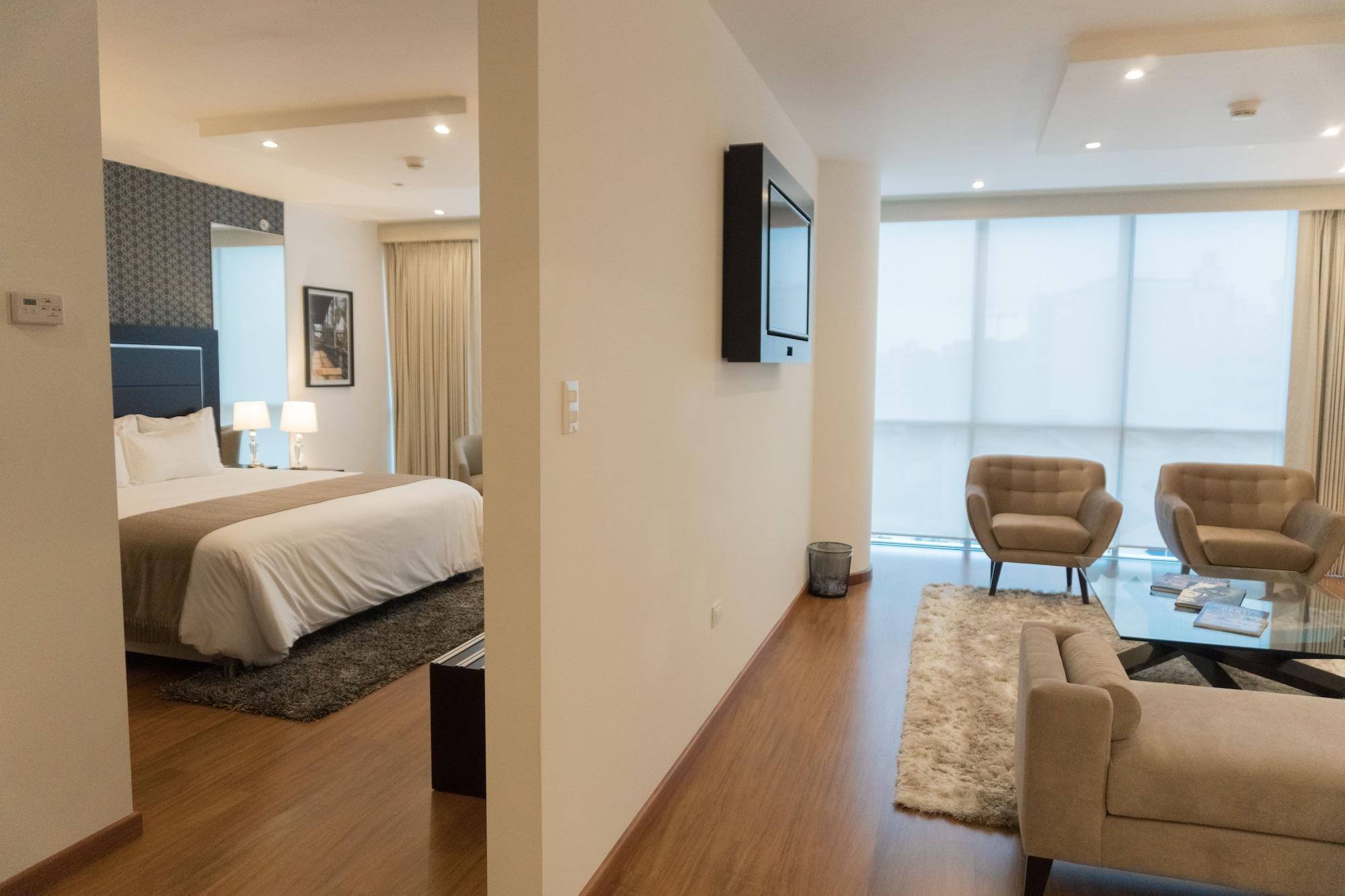 Jose Antonio Deluxe Hotel Лима Екстериор снимка