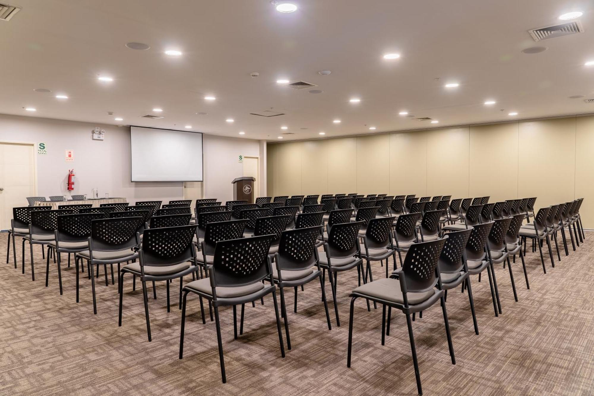 Jose Antonio Deluxe Hotel Лима Екстериор снимка