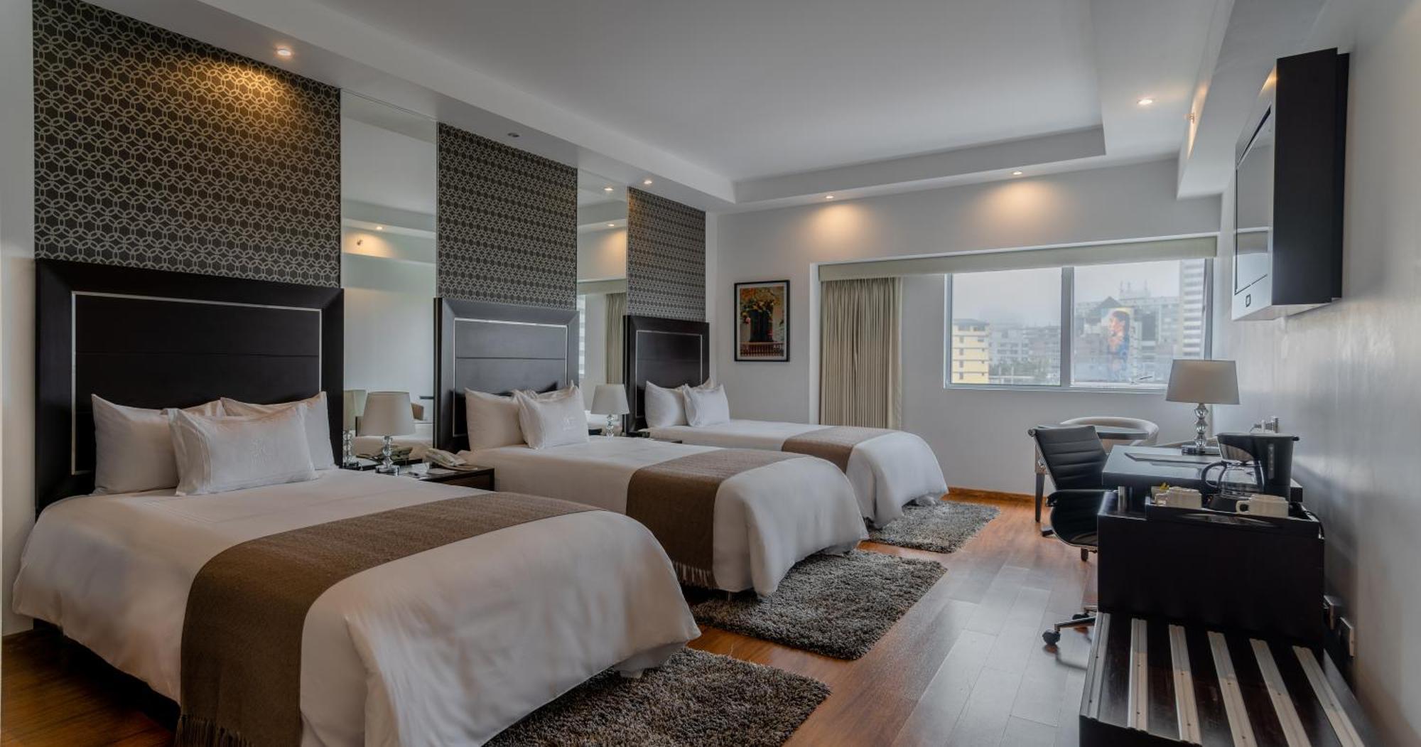 Jose Antonio Deluxe Hotel Лима Екстериор снимка