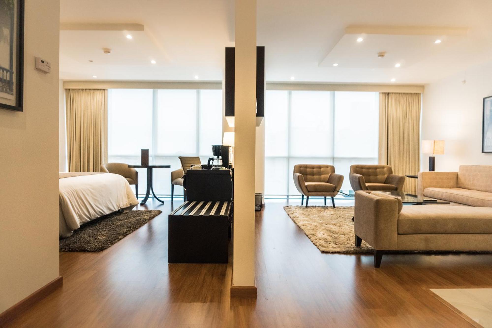 Jose Antonio Deluxe Hotel Лима Екстериор снимка