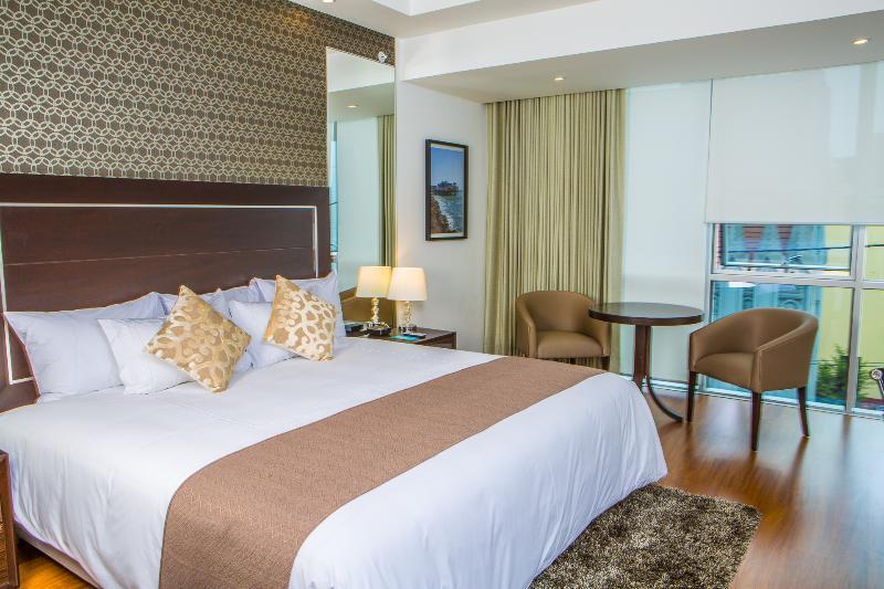 Jose Antonio Deluxe Hotel Лима Екстериор снимка